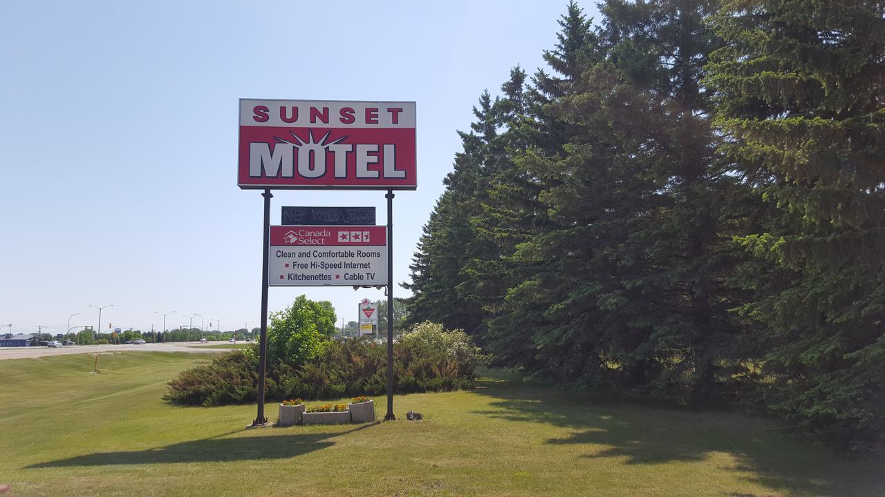 Sunset Motel Portage la Prairie Esterno foto